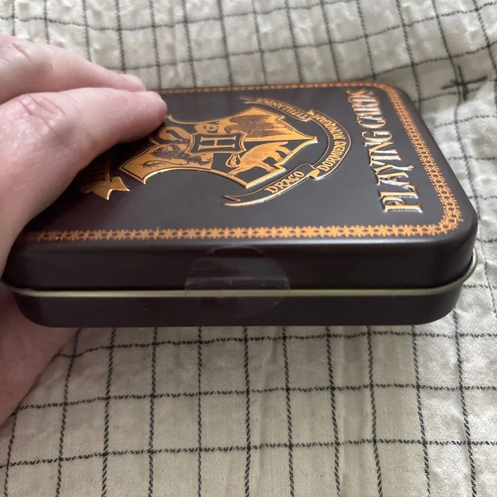 Harry Potter Wizard World Hogwarts Playing Cards in Tin Game New Collectors